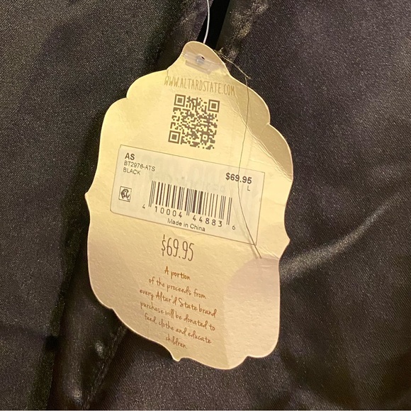 Altar’d State Iva Top. No longer available in stores or online. Never Worn. - Picture 8 of 8